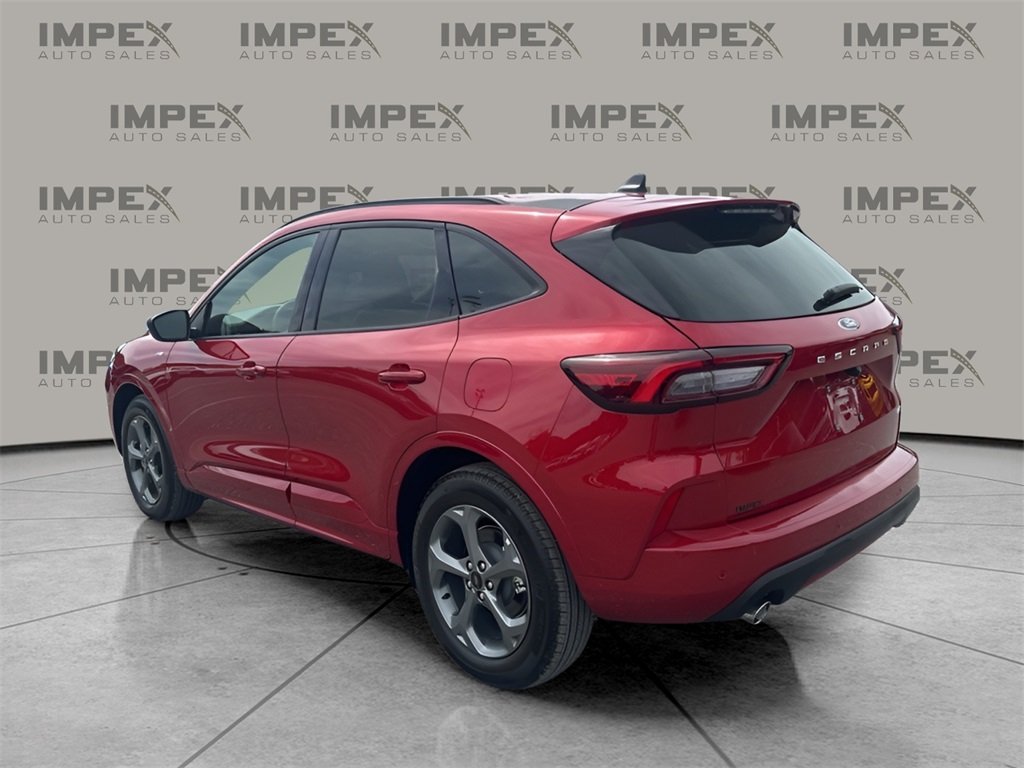 2024 Ford Escape ST-Line photo 3