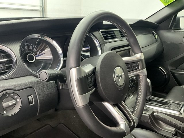 2014 Ford Mustang GT Premium photo 14