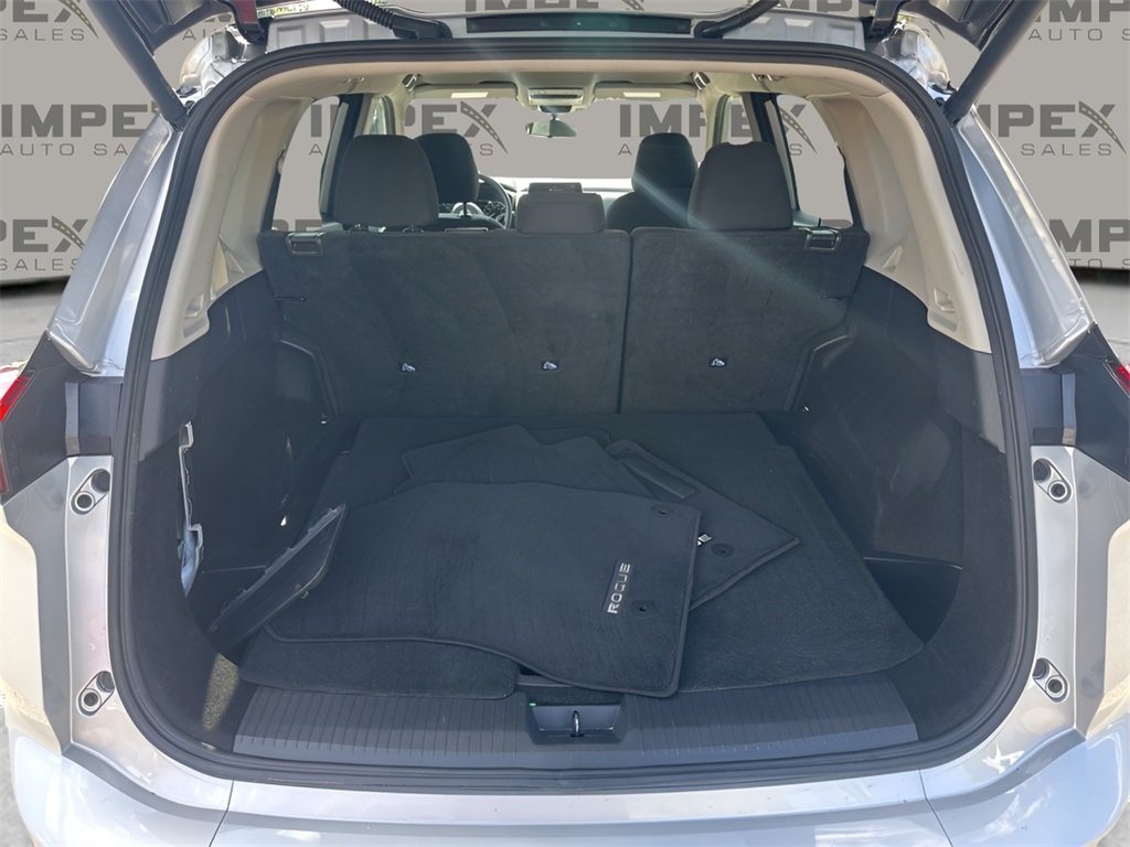 2024 Nissan Rogue SV photo 26