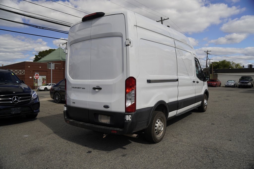 2022 Ford Transit photo 4