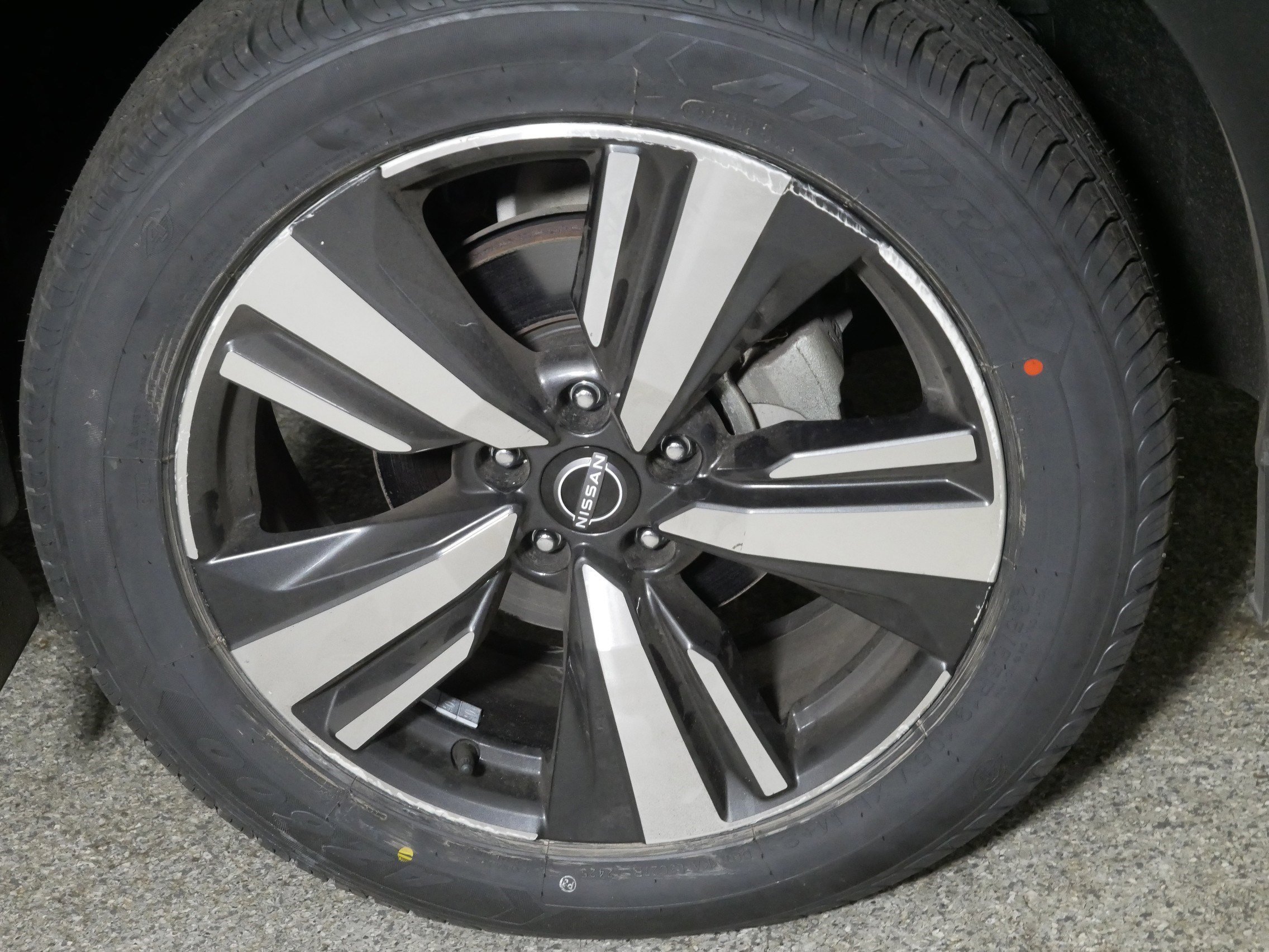 2022 Nissan Rogue Platinum photo 14