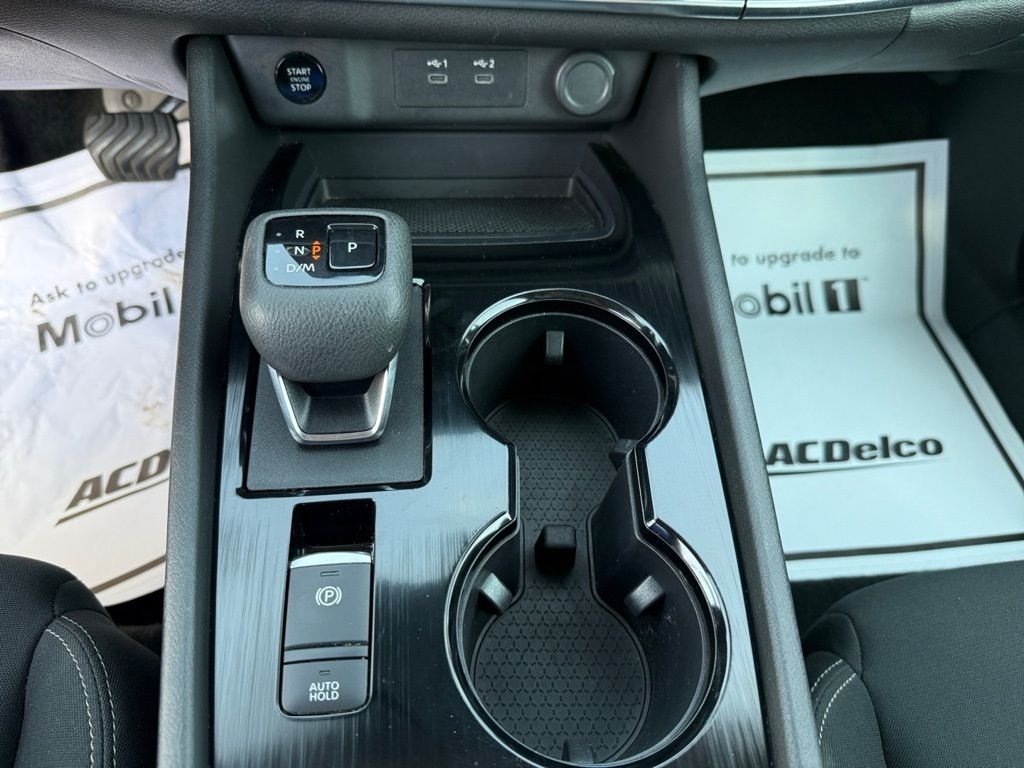 2024 Nissan Rogue S photo 25