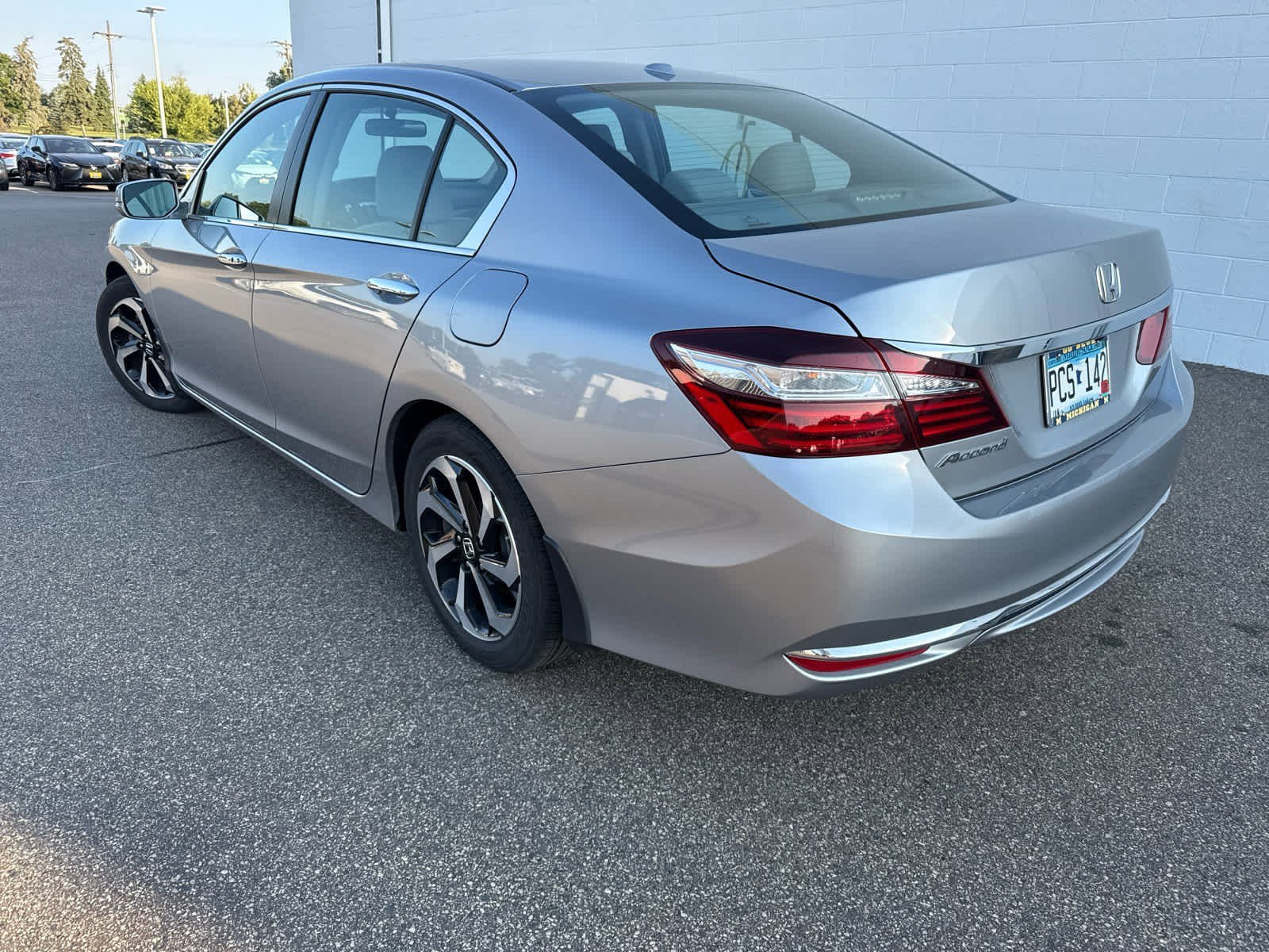 2017 Honda Accord EX photo 3