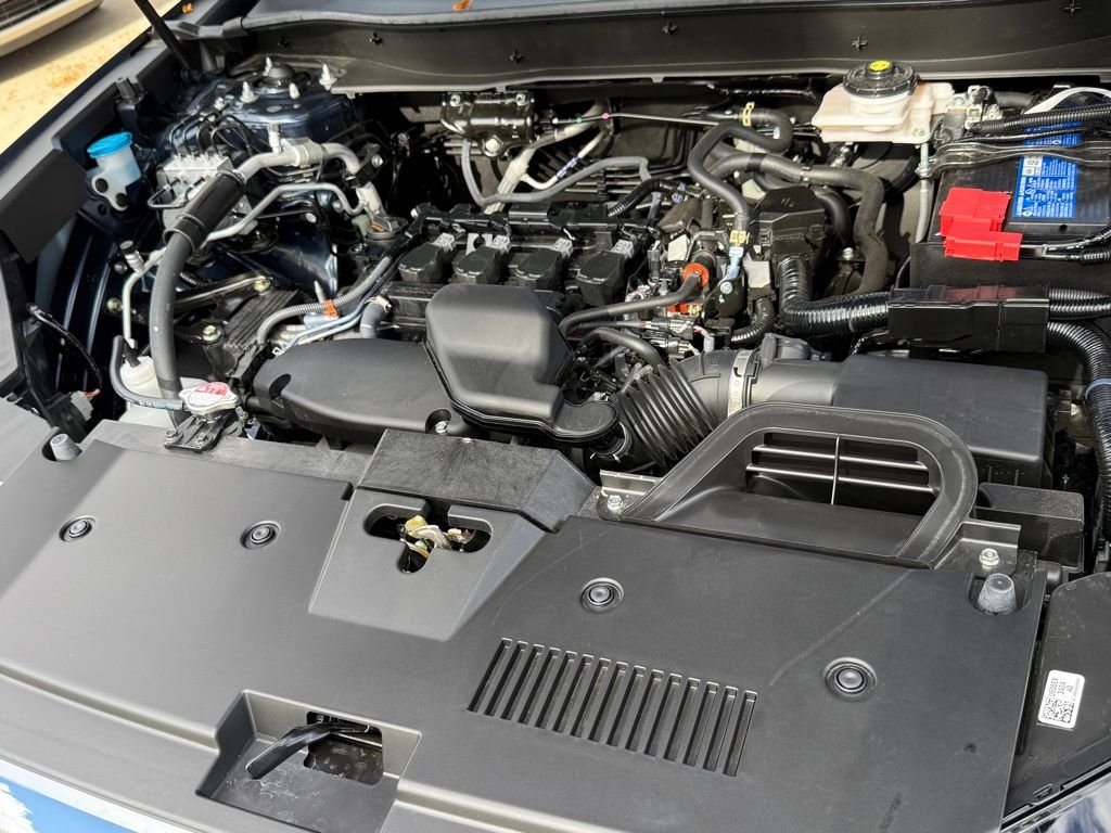 2025 Honda CR-V EX photo 10