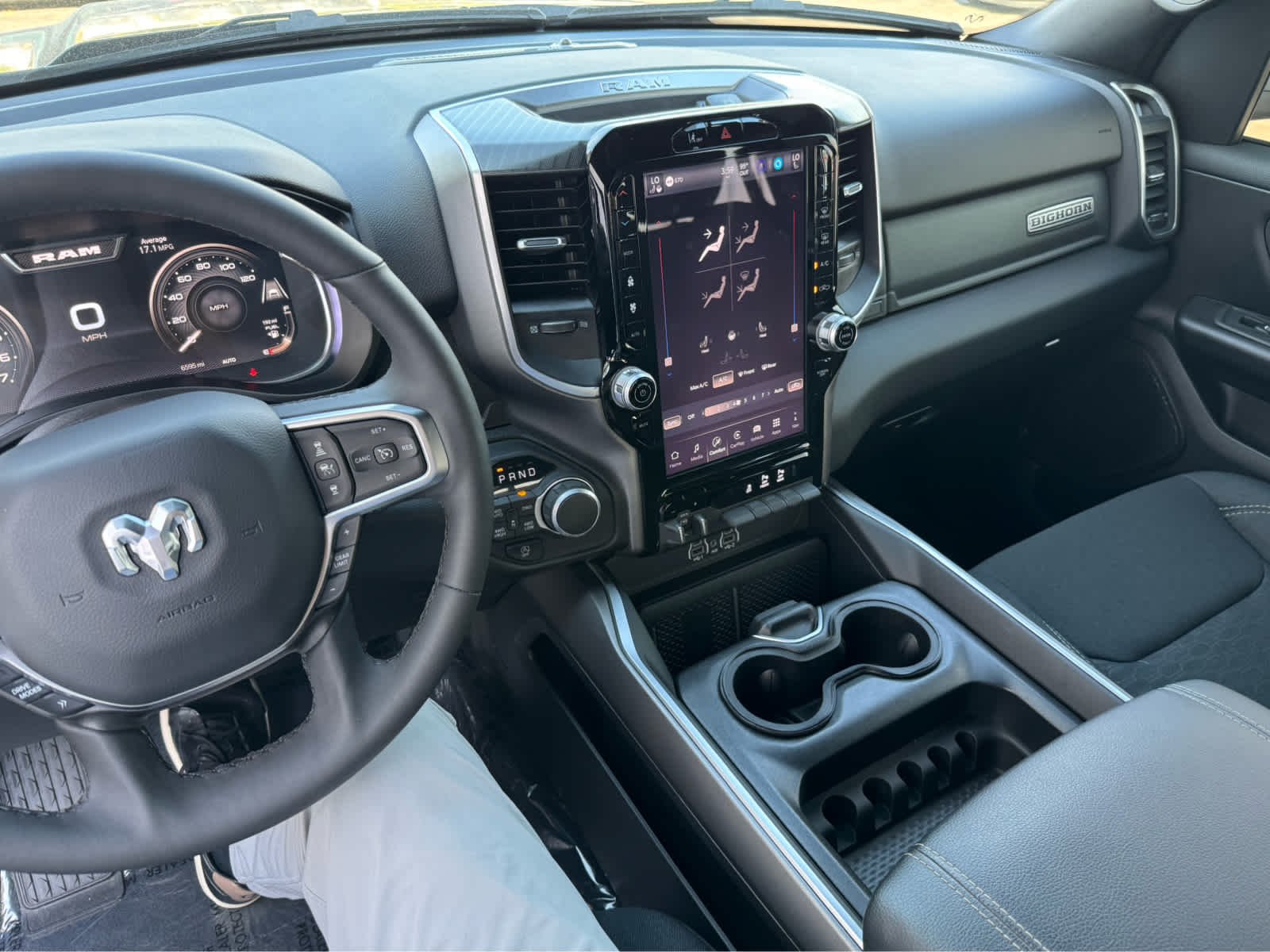 2025 Ram 1500 Big Horn photo 28