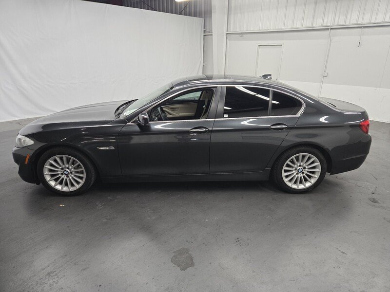 2012 Bmw 535i 5-Series photo 2
