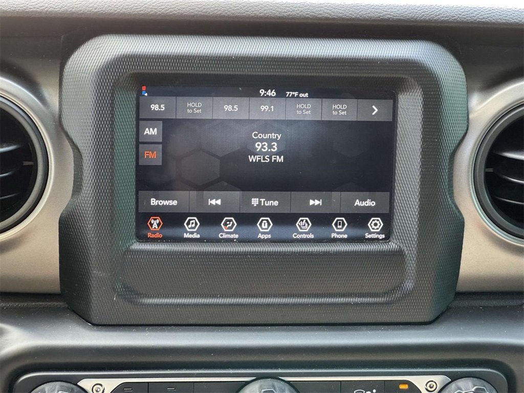 2022 Jeep Gladiator Willys photo 3