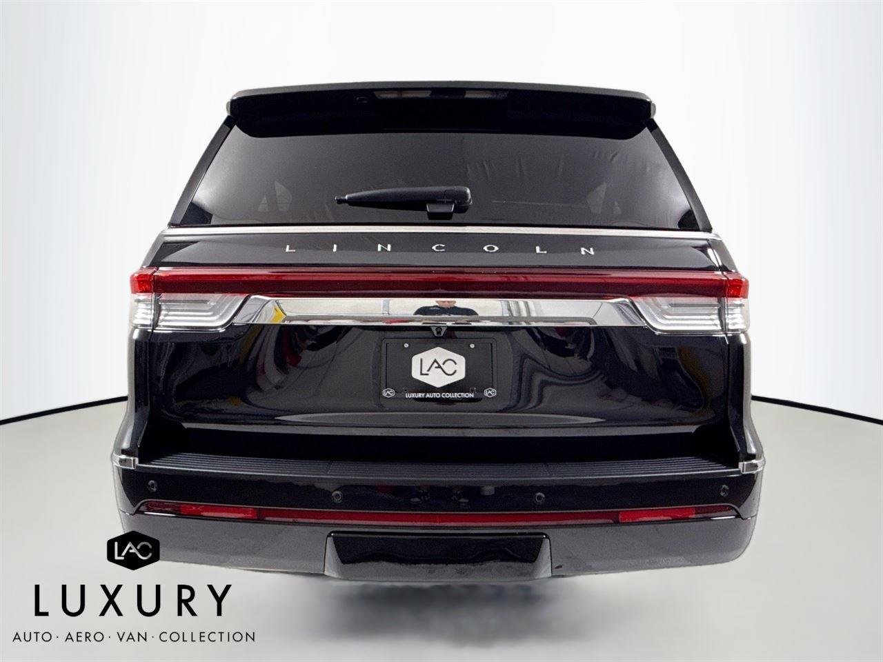 2024 Lincoln Navigator L Reserve photo 3