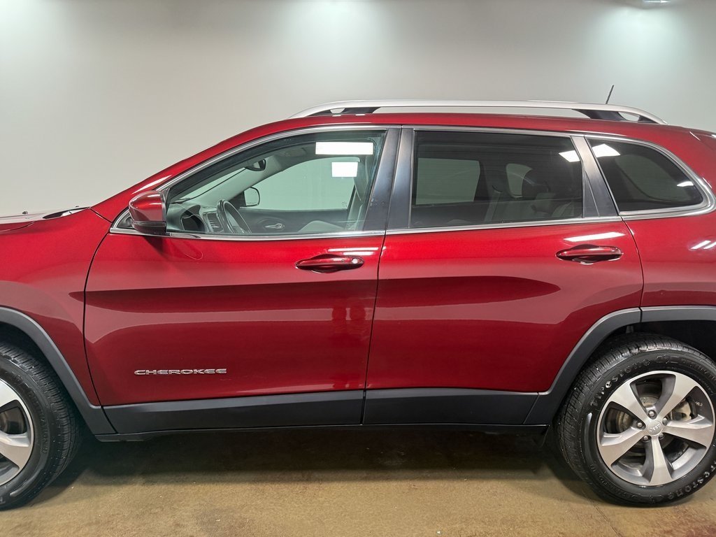2021 Jeep Cherokee Limited photo 32