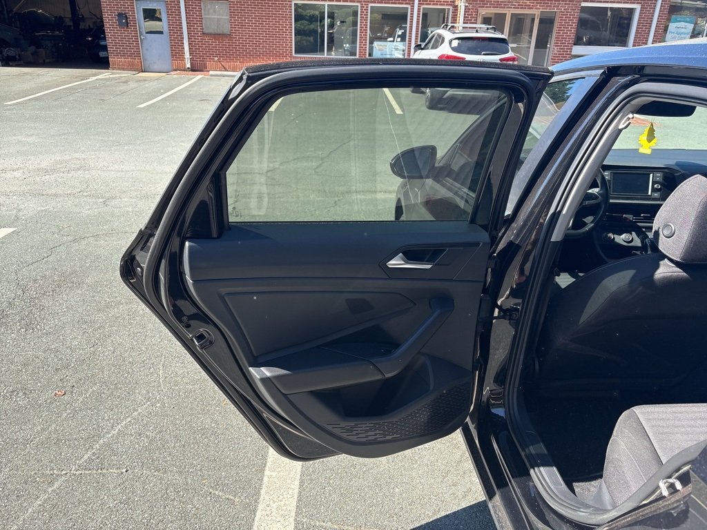2023 Volkswagen Jetta 1.5T S photo 9