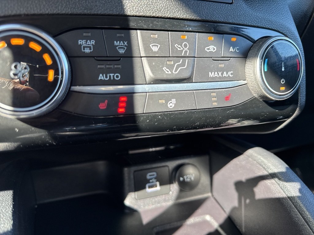 2022 Ford Escape SE photo 21