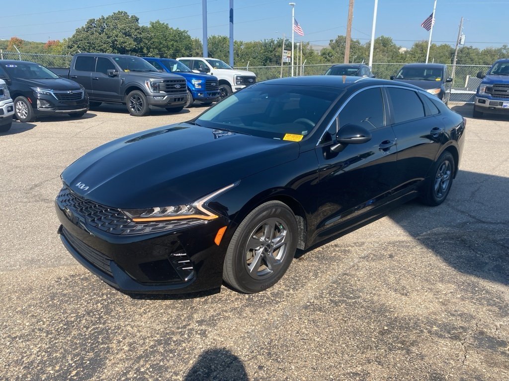 2023 Kia K5 LXS photo 3