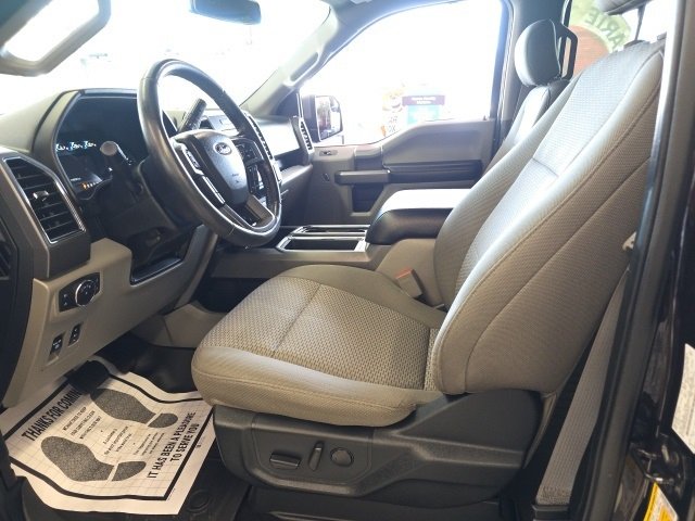 2019 Ford F-150 XLT photo 12
