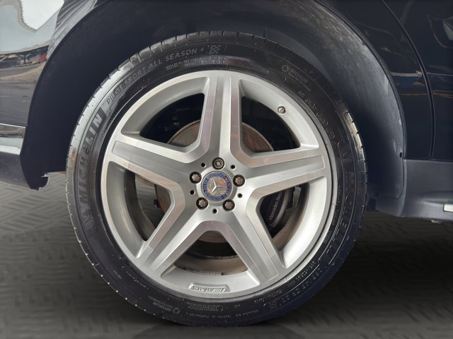 2014 Mercedes Benz ML 550 photo 21