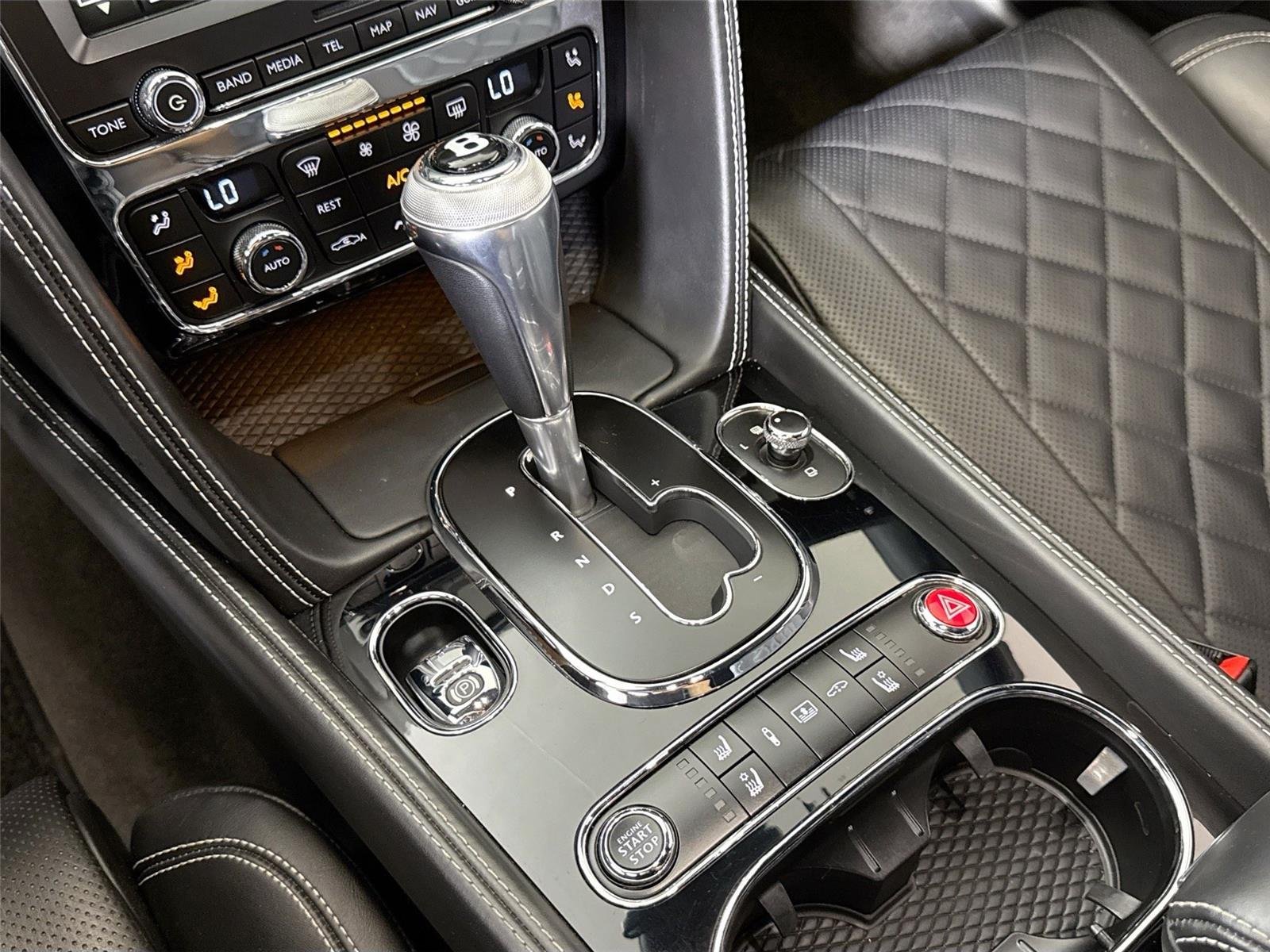 2018 Bentley Flying Spur W12 photo 17