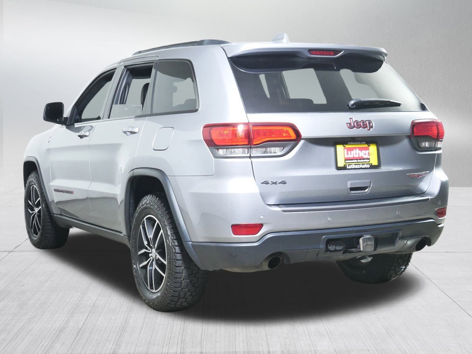 2018 Jeep Grand Cherokee Trailhawk photo 3