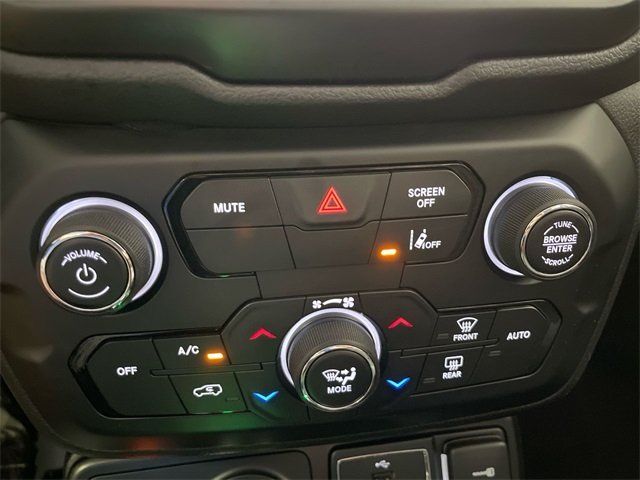 2023 Jeep Renegade Latitude Upland photo 18