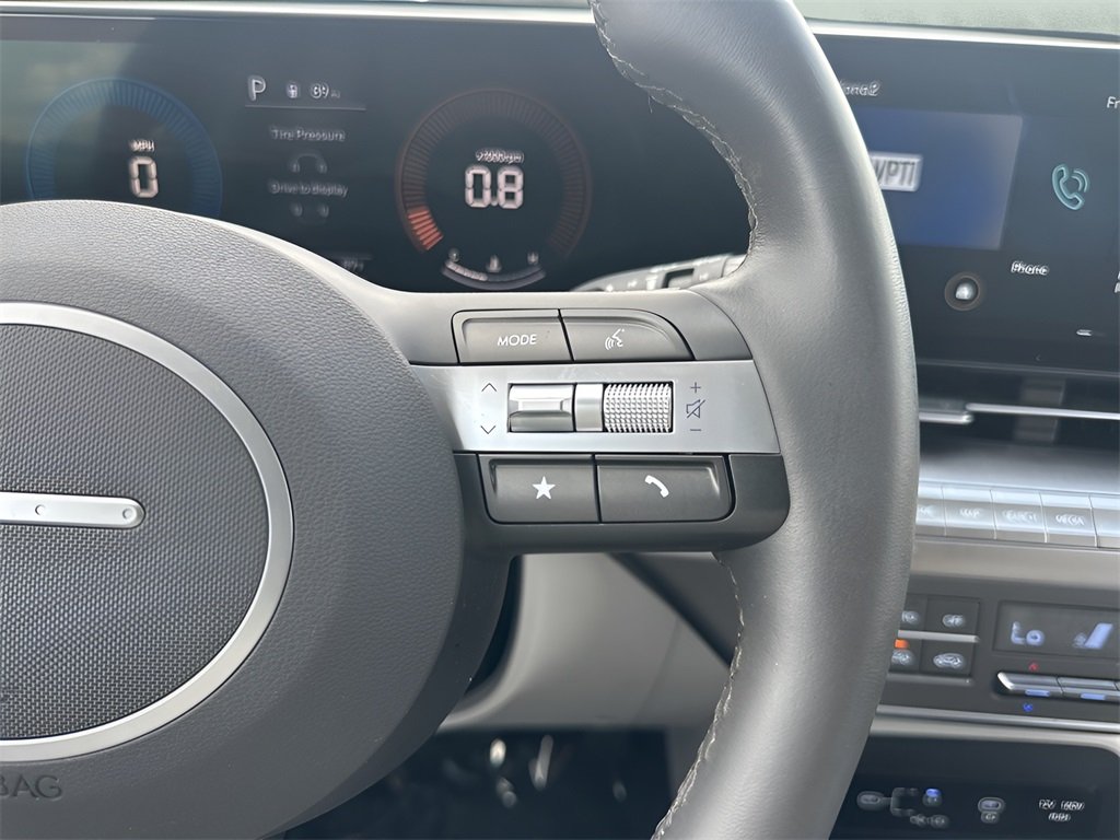 2025 Hyundai Kona SEL photo 15