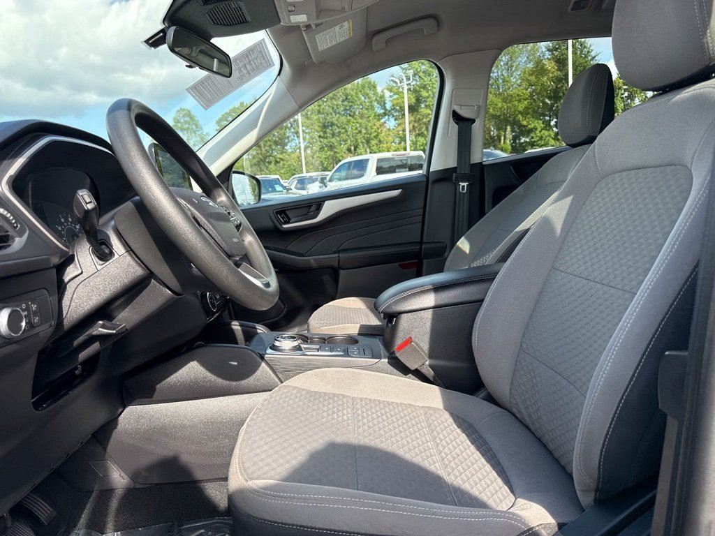 2022 Ford Escape SE photo 8