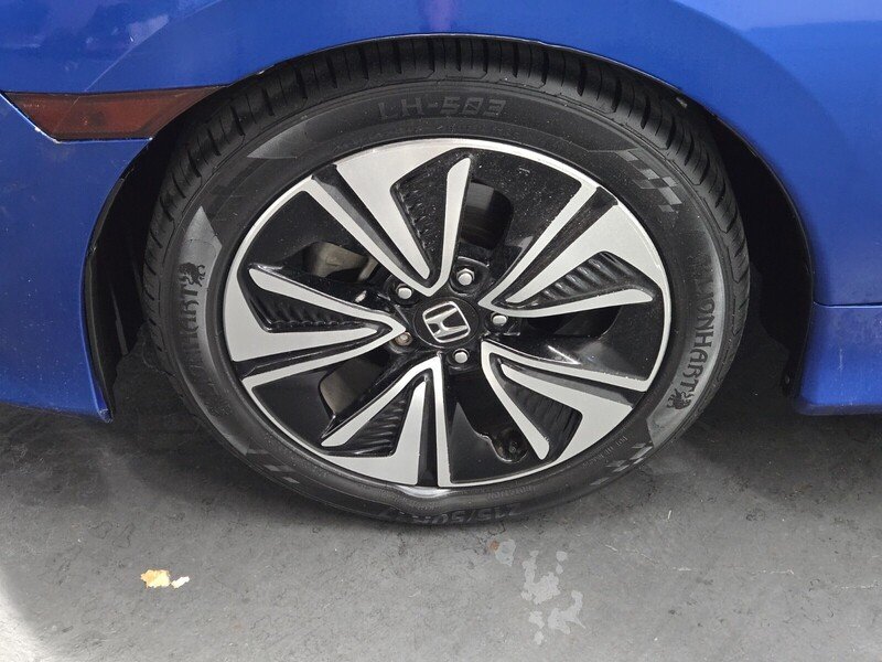 2016 Honda Civic EX-T photo 6