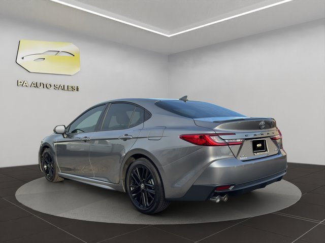 2025 Toyota Camry SE photo 5