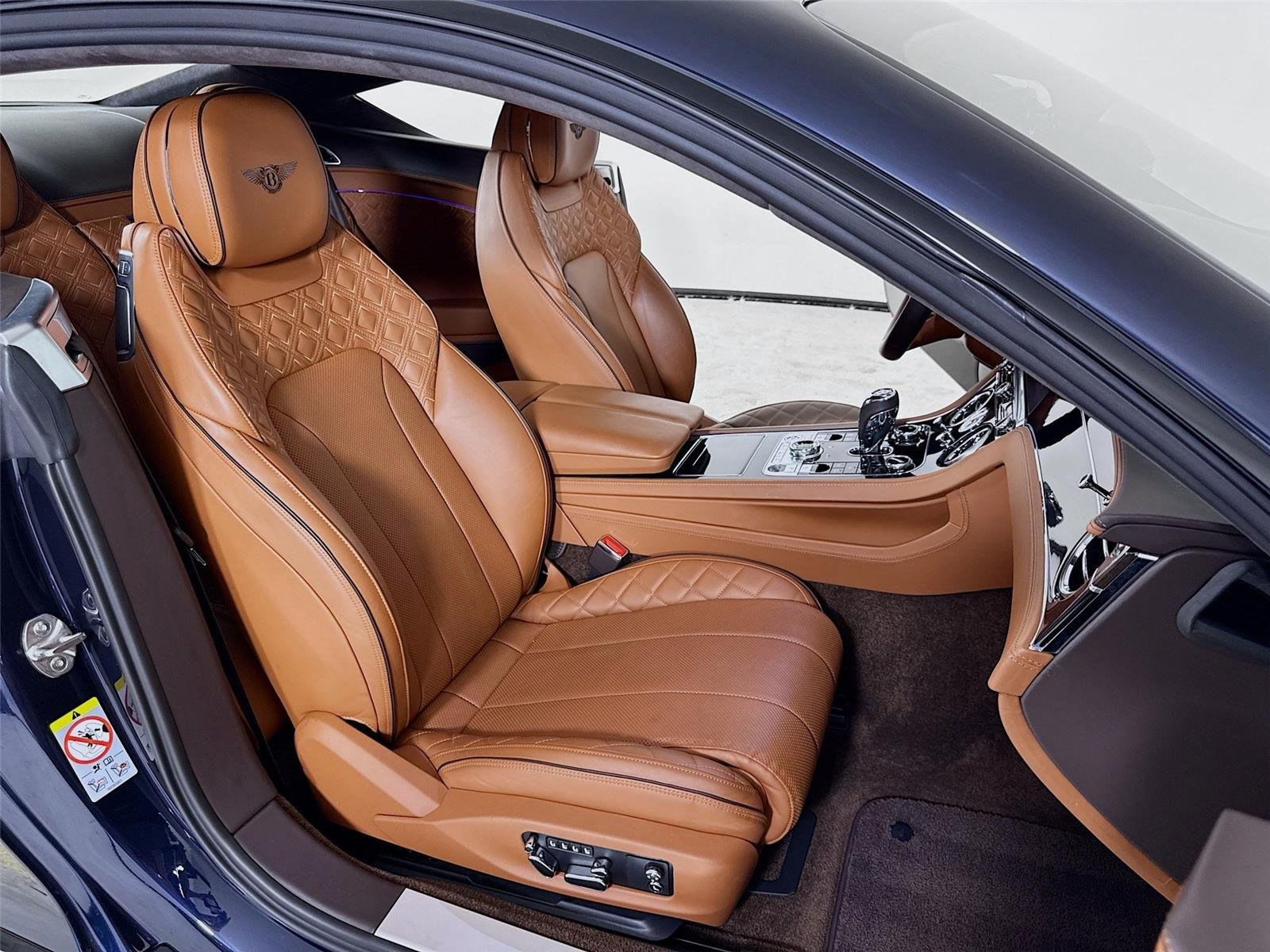 2022 Bentley Continental GT V8 photo 22