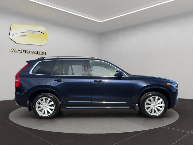 2017 Volvo XC90 Momentum photo 8