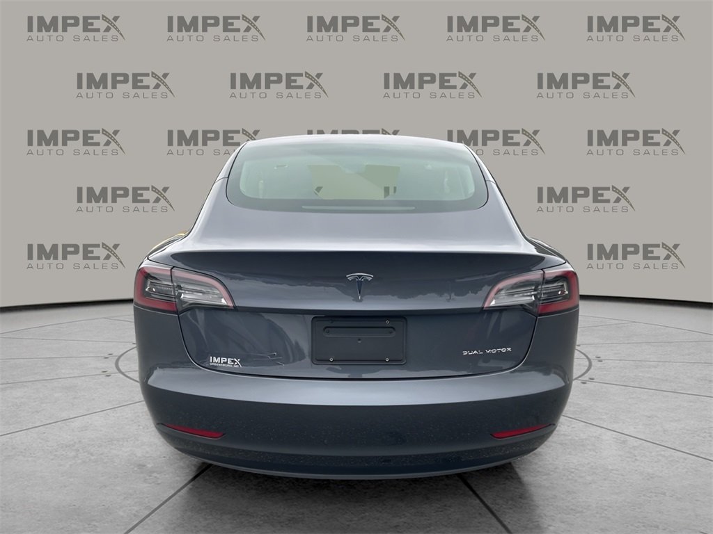 2023 Tesla Model 3 Long Range photo 4