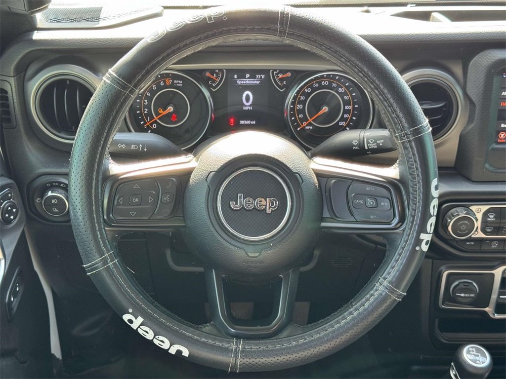 2022 Jeep Gladiator Willys photo 18