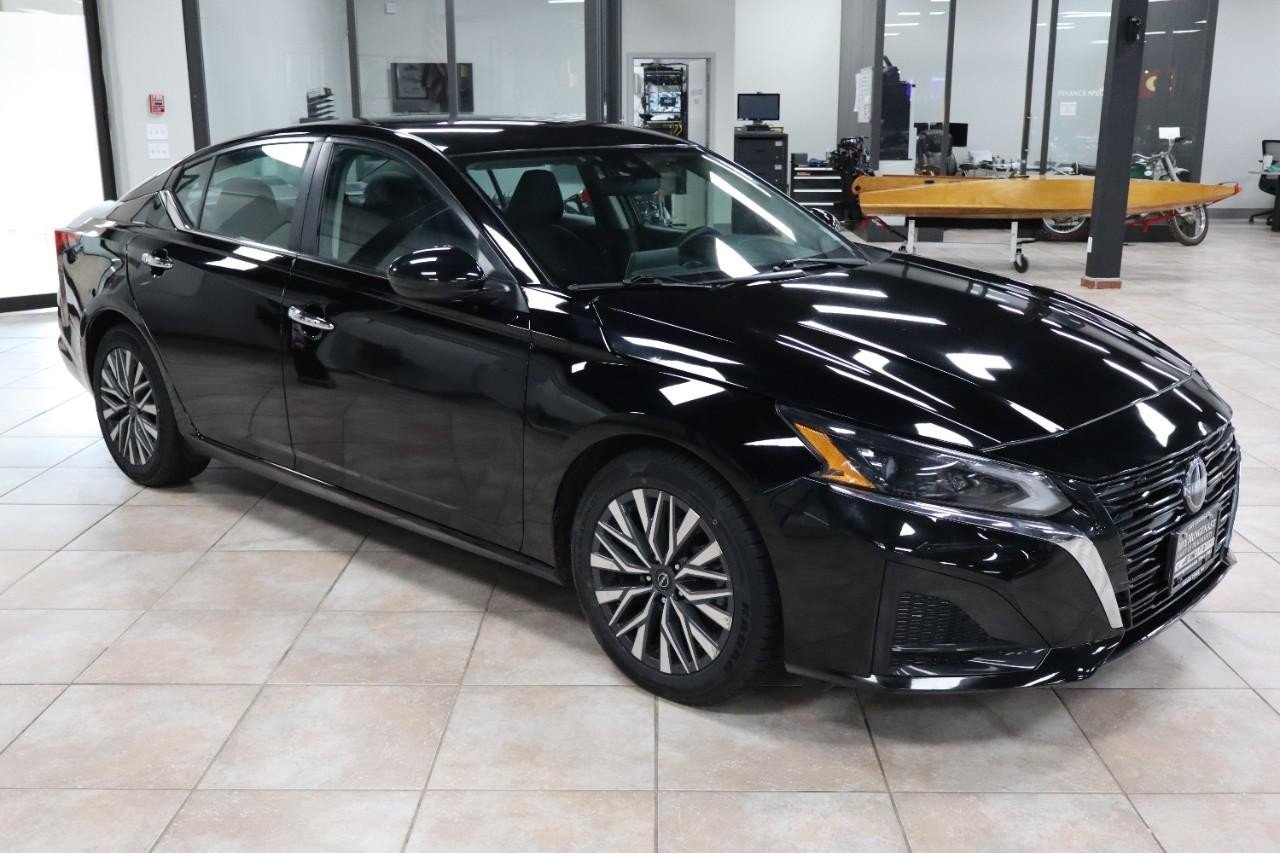 2023 Nissan Altima 2.5 SV photo 7