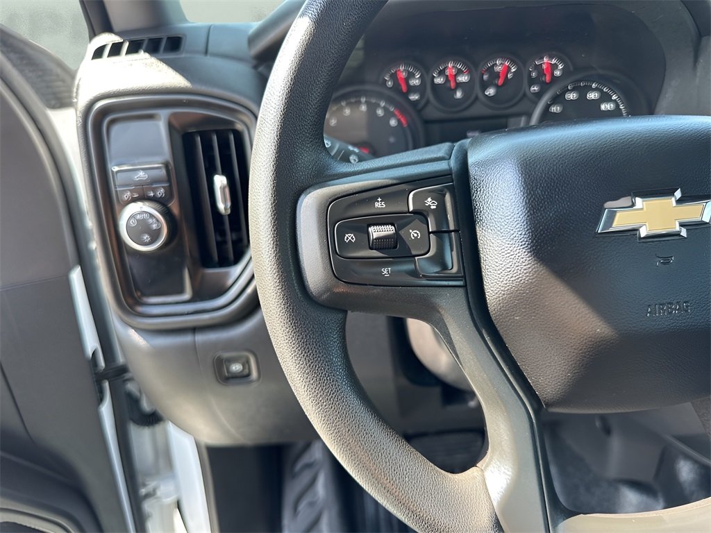 2024 Chevrolet Silverado 1500 photo 13