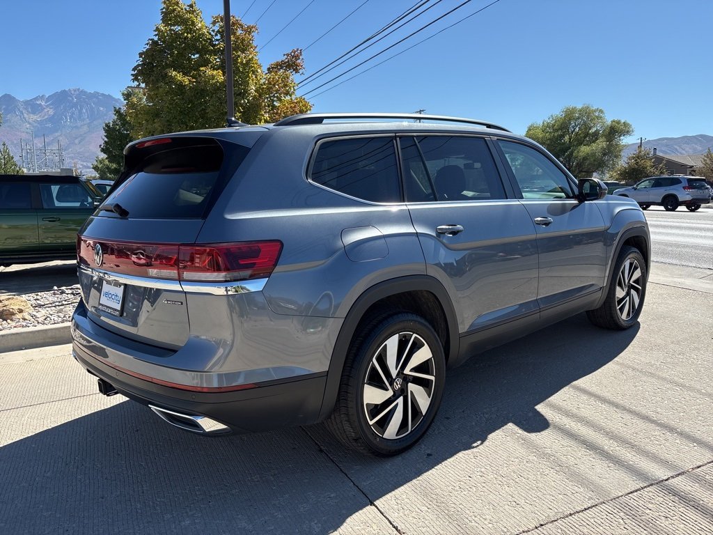 2024 Volkswagen Atlas SE Technology photo 4