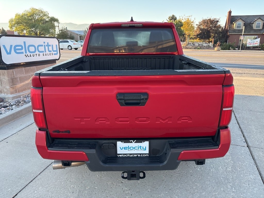 2024 Toyota Tacoma TRD Off-Road photo 3