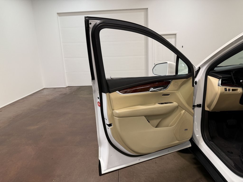 2019 Cadillac XT5 Premium Luxury photo 52