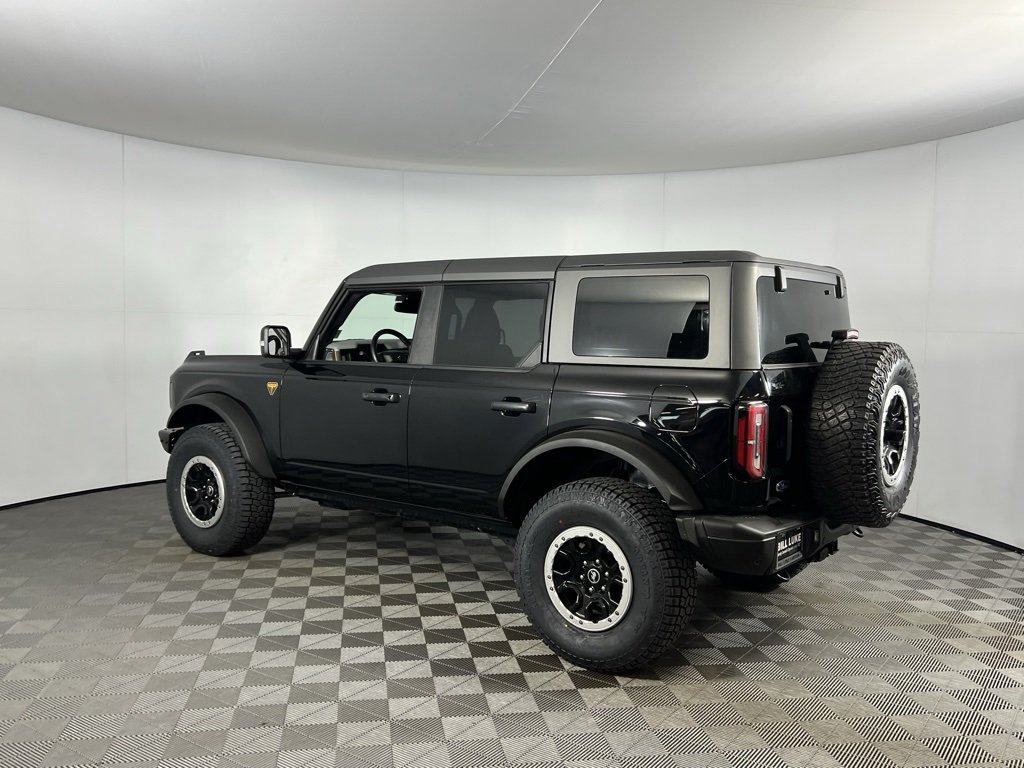 2023 Ford Bronco Badlands photo 4