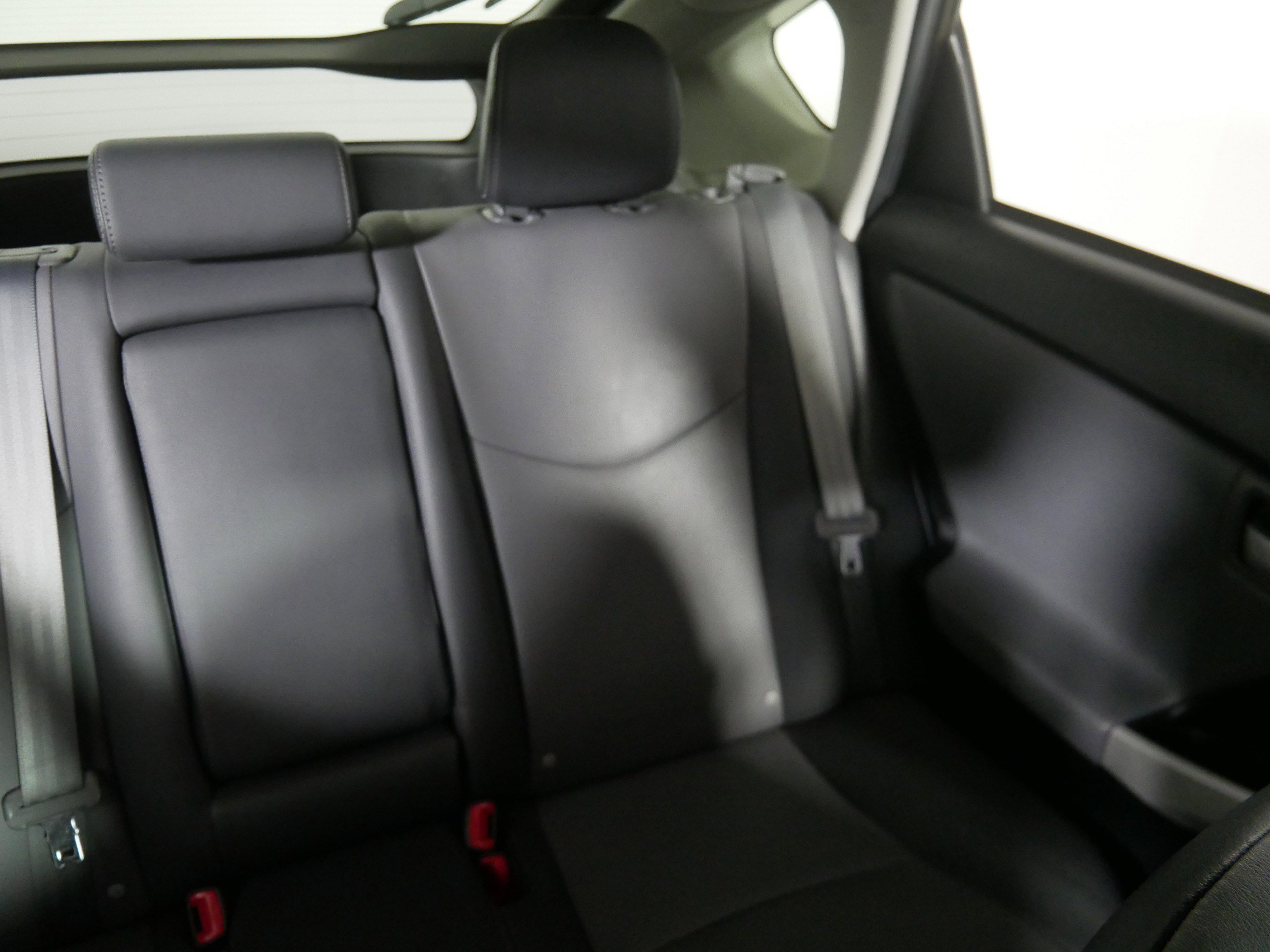 2015 Toyota Prius Five photo 14