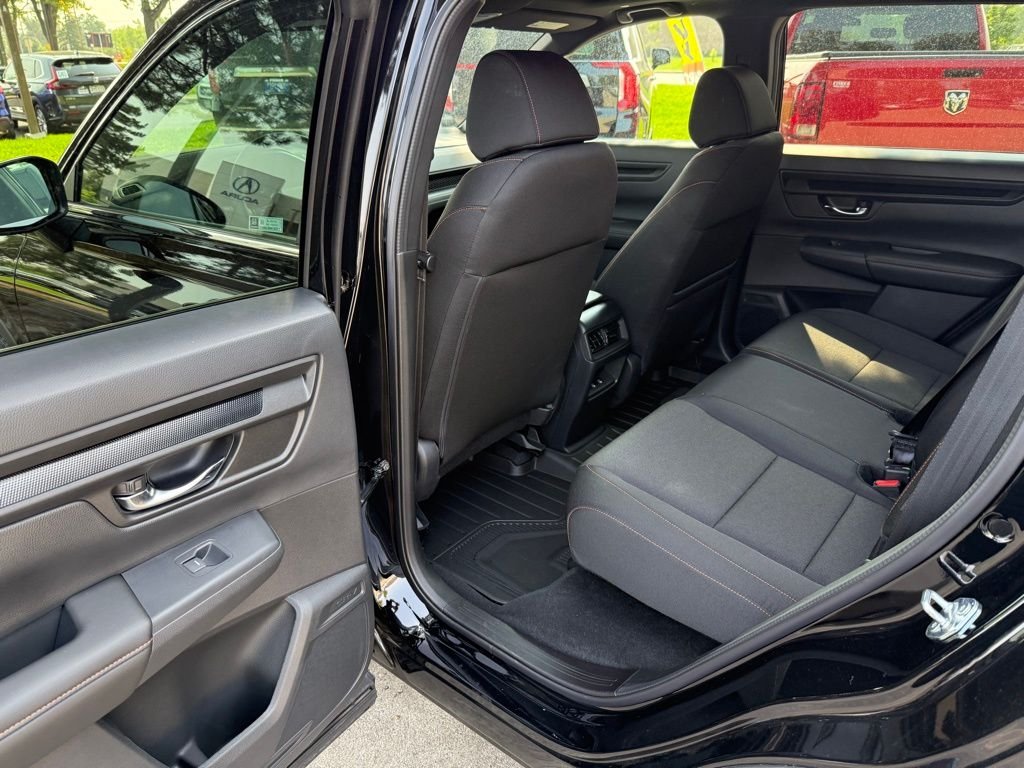 2025 Honda CR-V Hybrid Sport photo 12