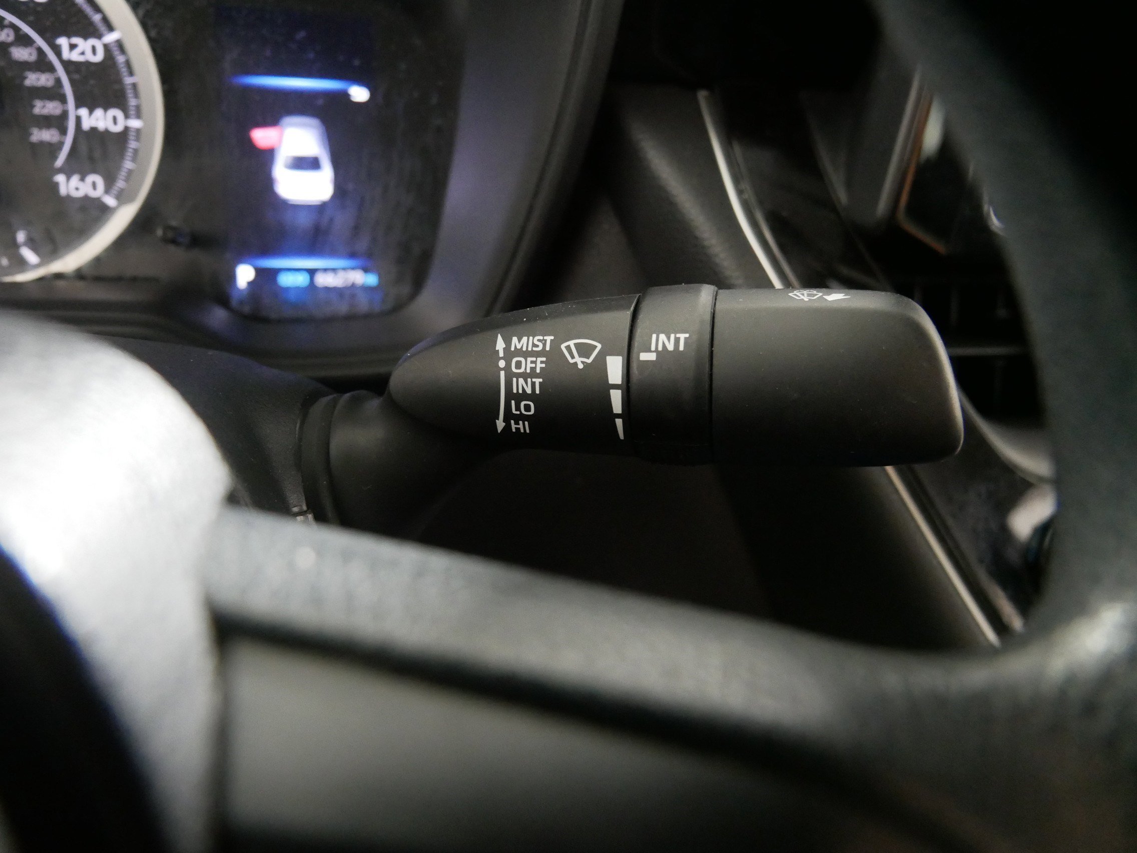 2022 Toyota Corolla LE photo 27