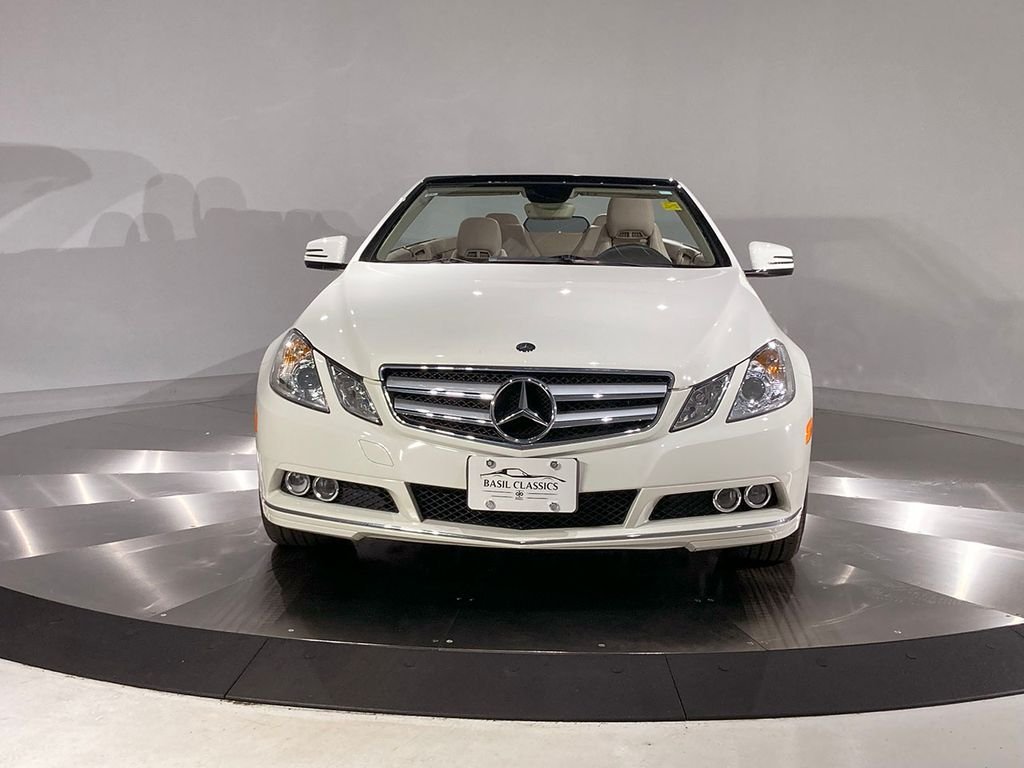 2011 Mercedes Benz E 350 photo 3