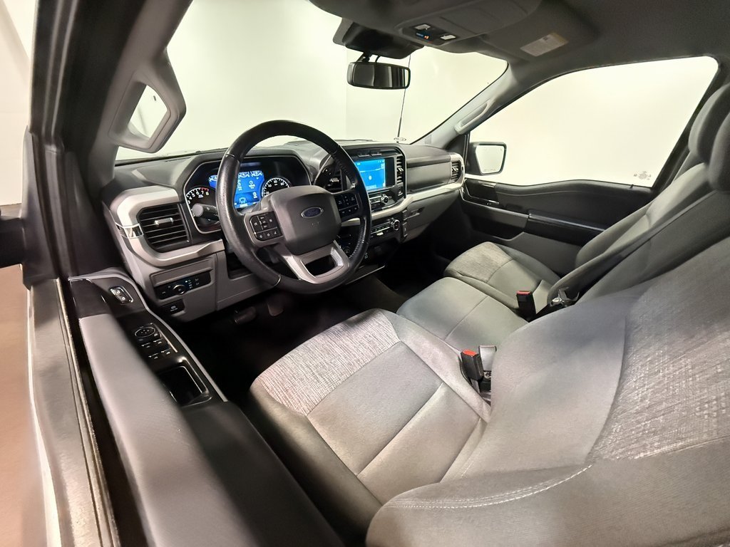 2022 Ford F-150 XLT photo 2