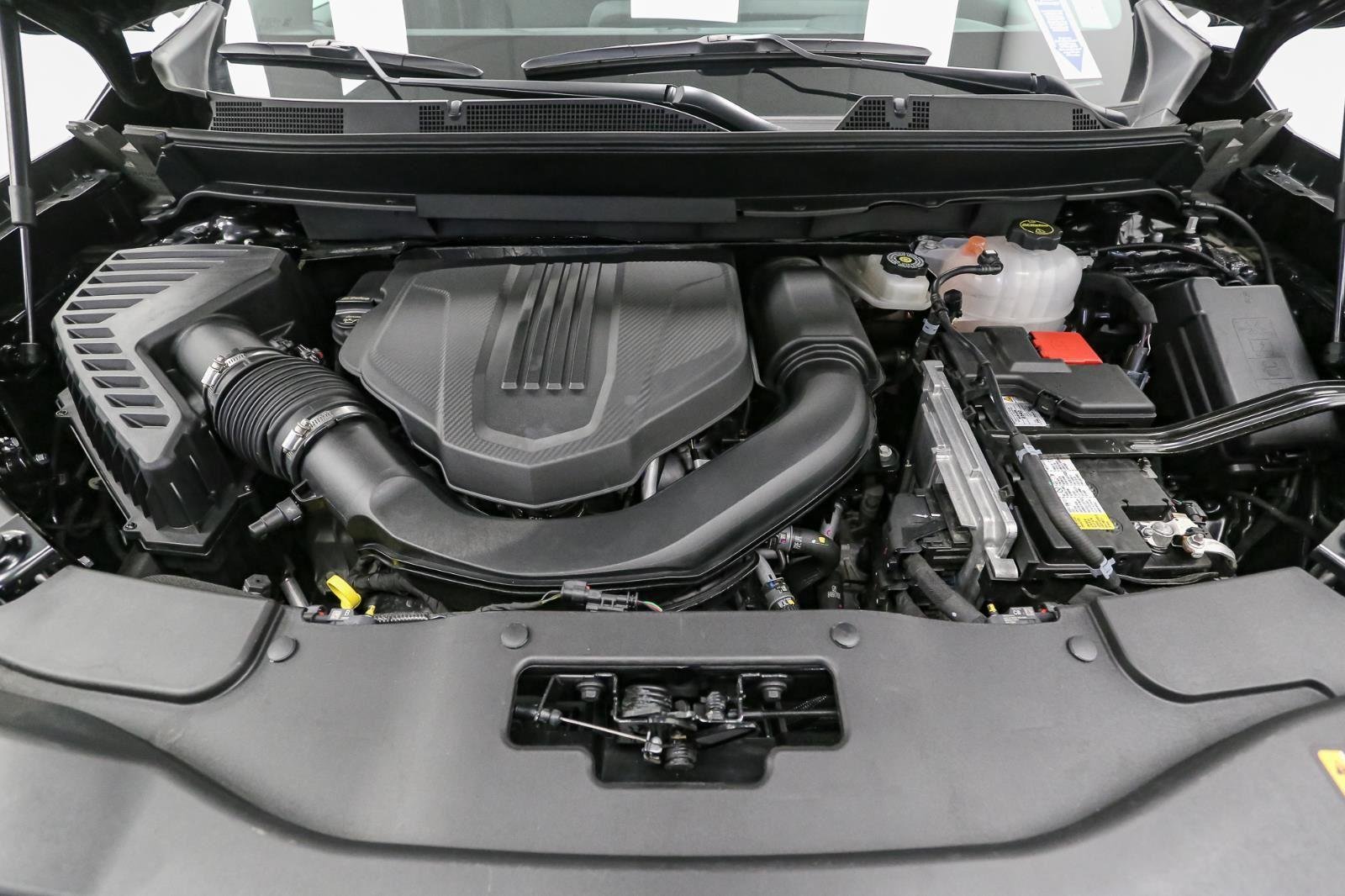 2025 Chevrolet Traverse photo 11