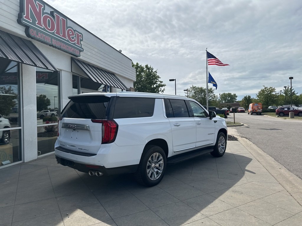 2023 Gmc Yukon XL Denali photo 4