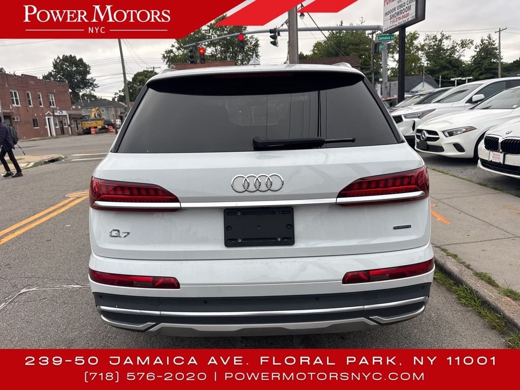 2023 Audi Q7 55 Premium Plus photo 4