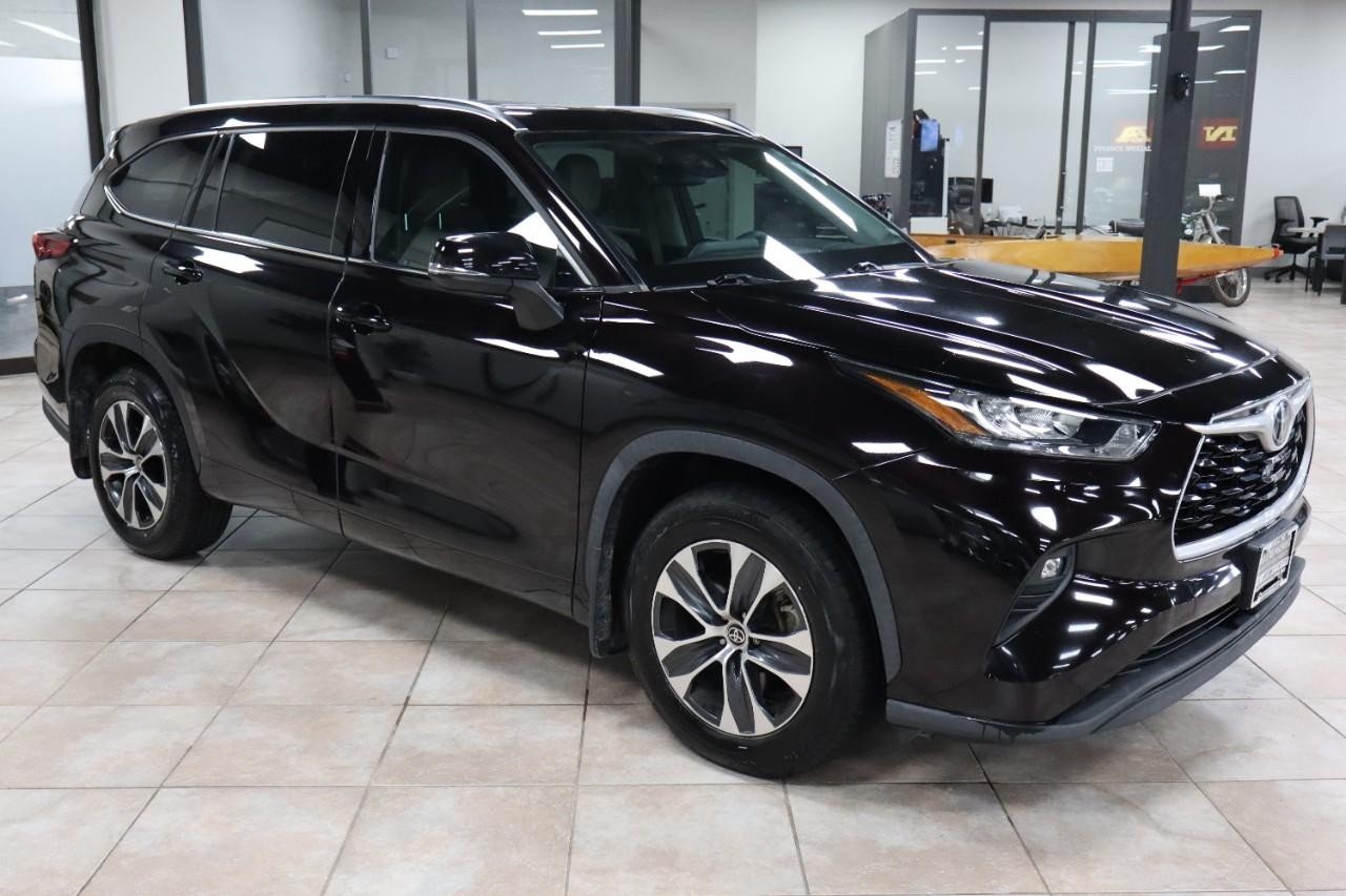 2020 Toyota Highlander XLE photo 7