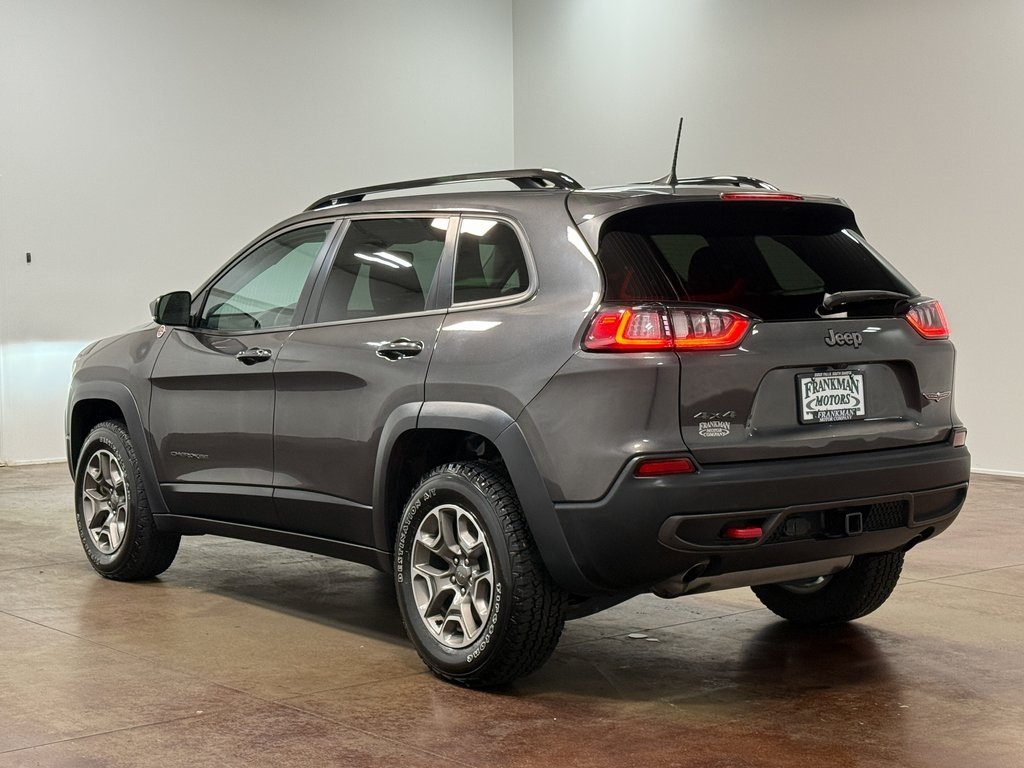 2022 Jeep Cherokee Trailhawk photo 3