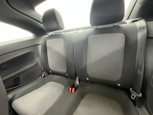 2019 Volkswagen Beetle S photo 10