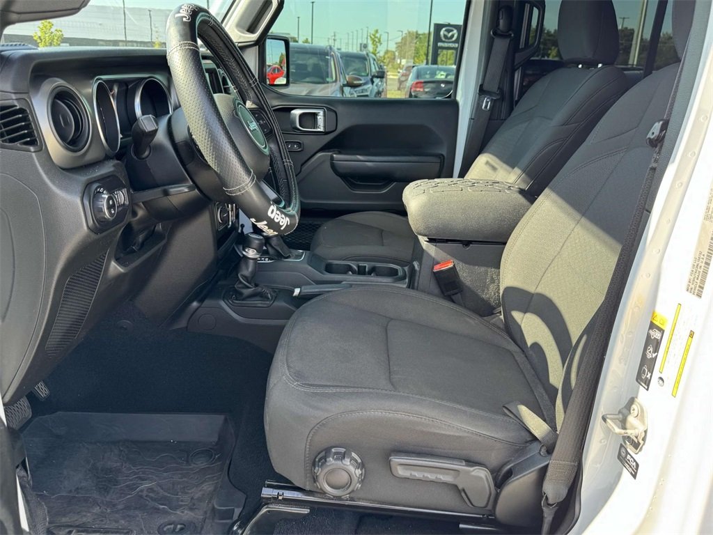 2022 Jeep Gladiator Willys photo 14
