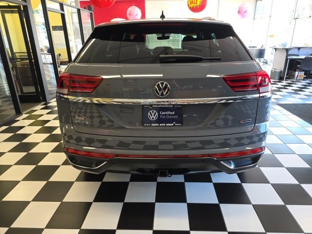 2022 Volkswagen Atlas Cross Sport V6 SE Technology photo 2
