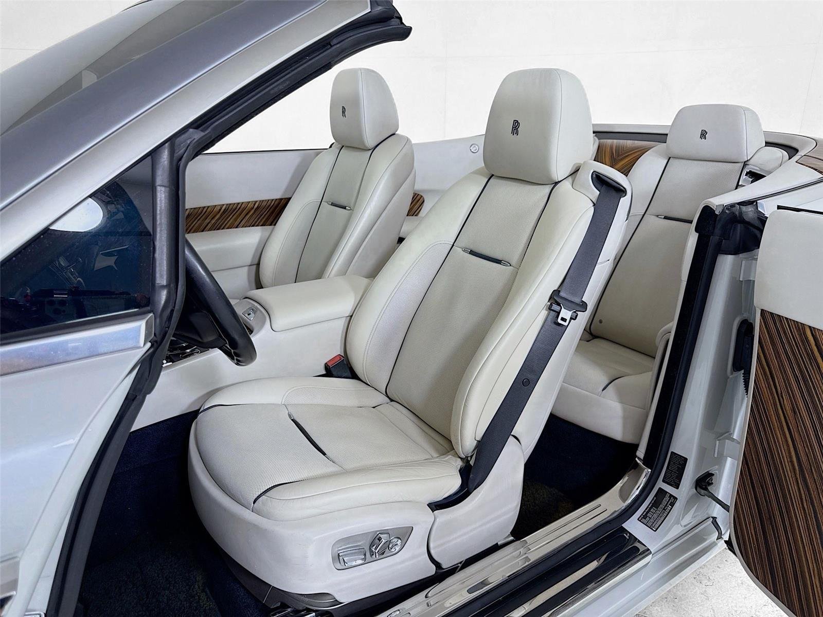 2016 Rolls Royce Dawn RR6 photo 11