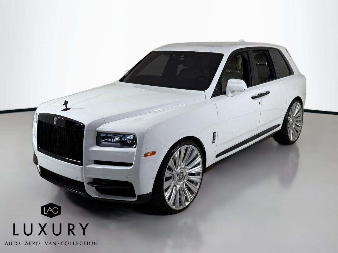 2021 Rolls Royce Cullinan RR31 photo 3